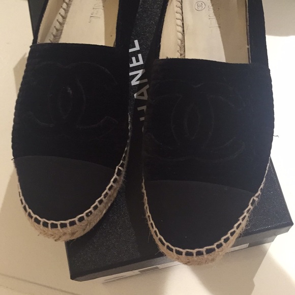 Chanel shoes size 41 - Picture 3 of 8